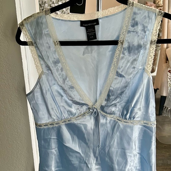 Jones New York Other - Jones New York Light Blue Chemise with Lace Accents
